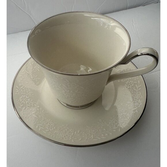 Noritake Affection Ivory 7192 Tea Cup & Saucer White on Cream Silver Trim - Picture 1 of 6